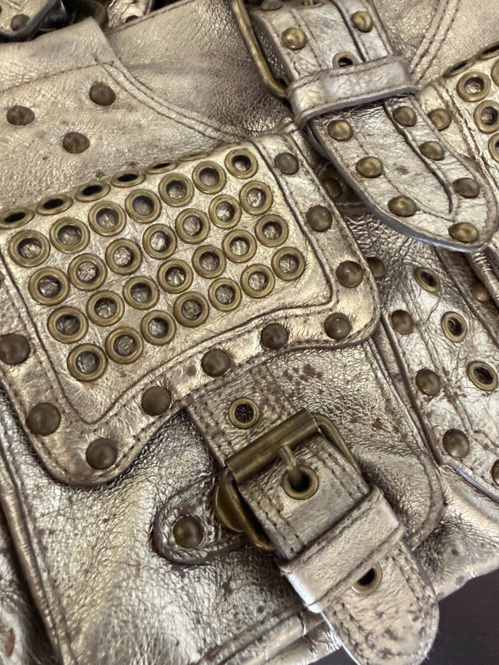 Betsey Johnson vintage Gold studded bag - Picture 6 of 6